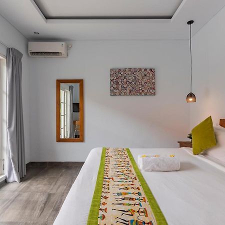 Casa Nisa Seminyak Βίλα Εξωτερικό φωτογραφία